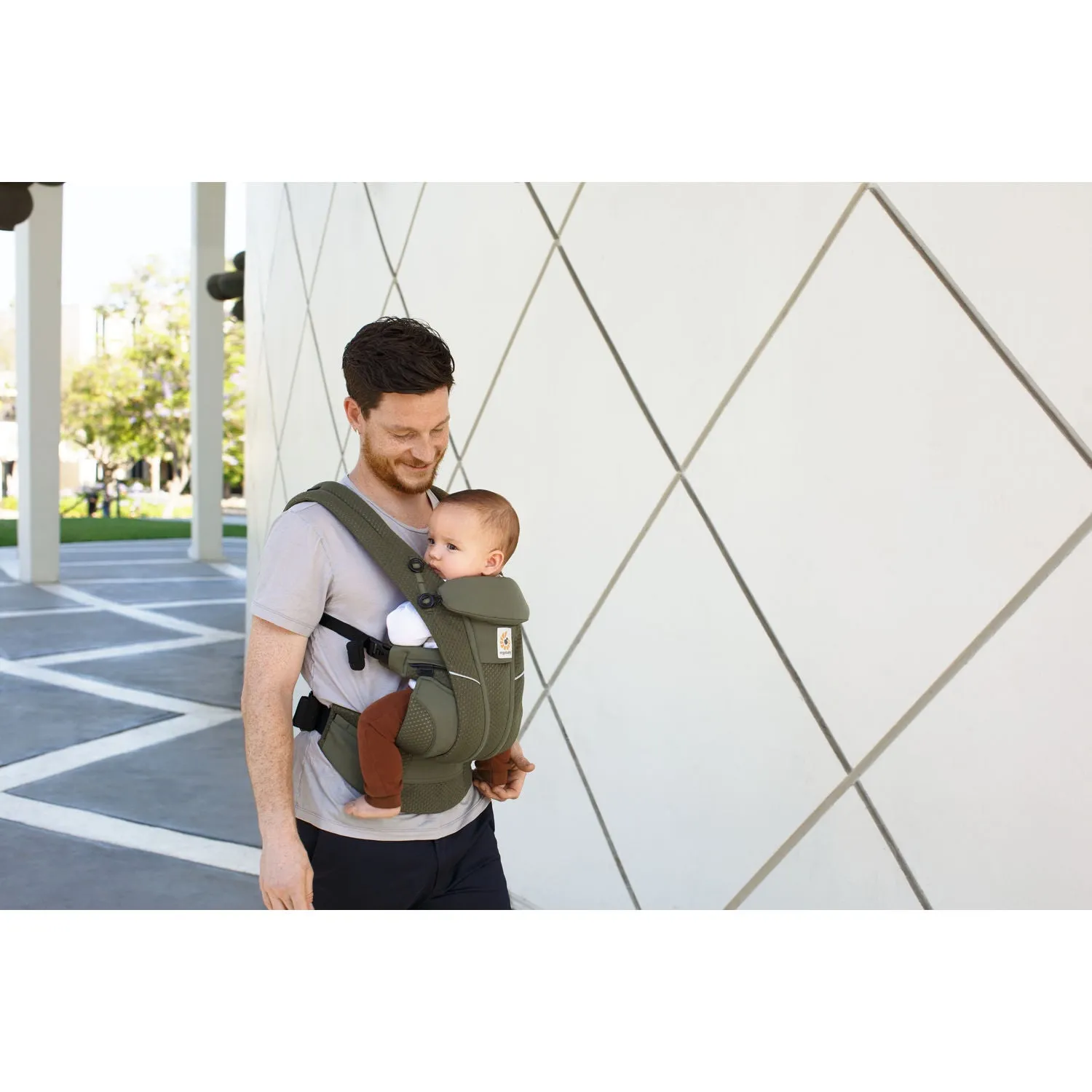 Ergobaby Omni Breeze Baby Carrier - Olive Green