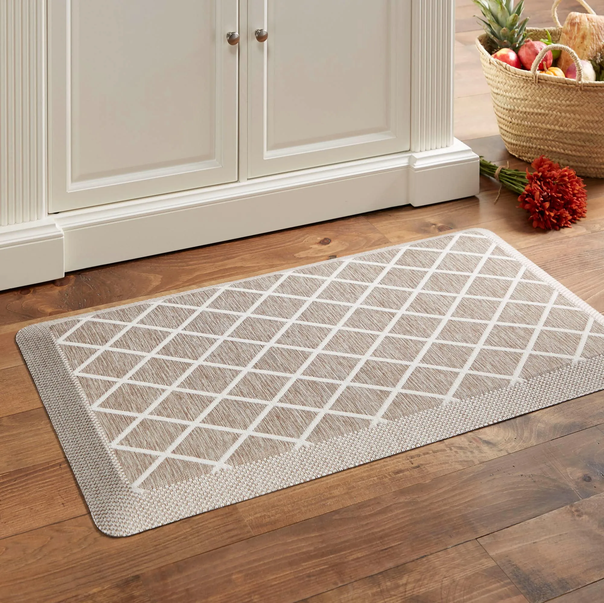 Martha Stewart Miles Modern Diamond Anti-Fatigue Air-Infused Kitchen Mat, Coffee Brown, 19.6"x39"