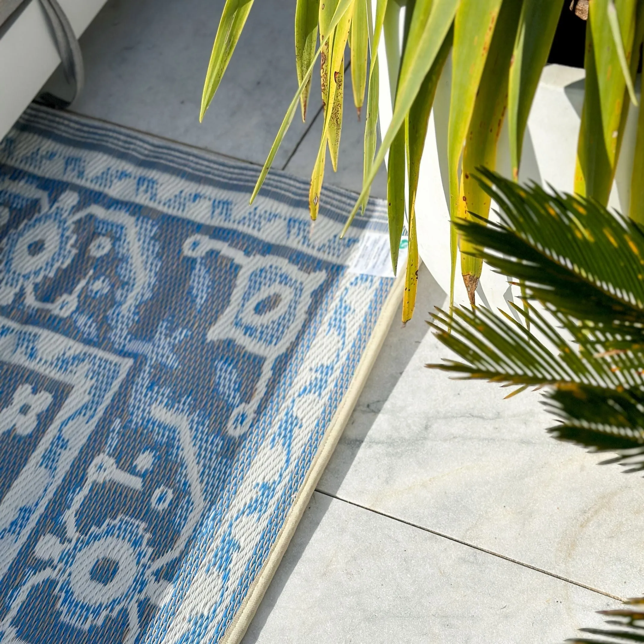 Nain Blue Recycled Plastic Outdoor Rug